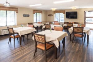 dining room at Waverly Hills Post Acute